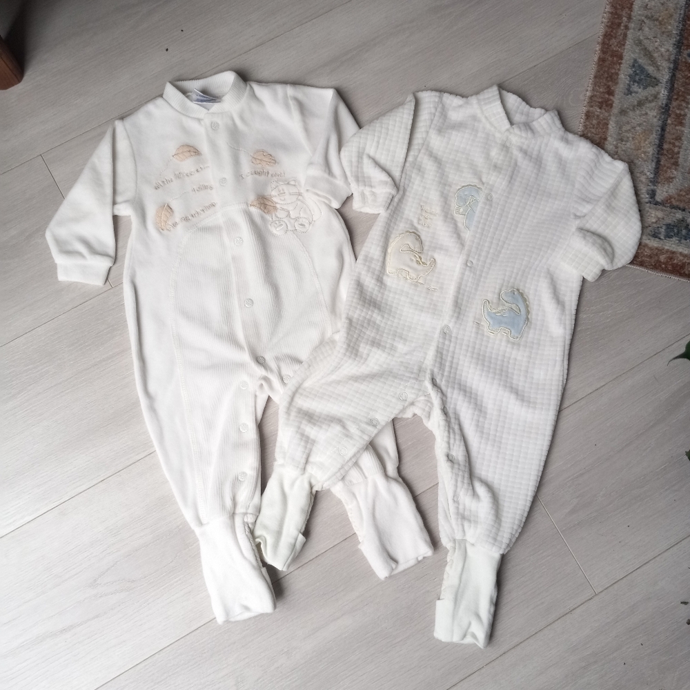 Snugabye Convert-A-Foot Sleepers Bundle, Size 6M EUC